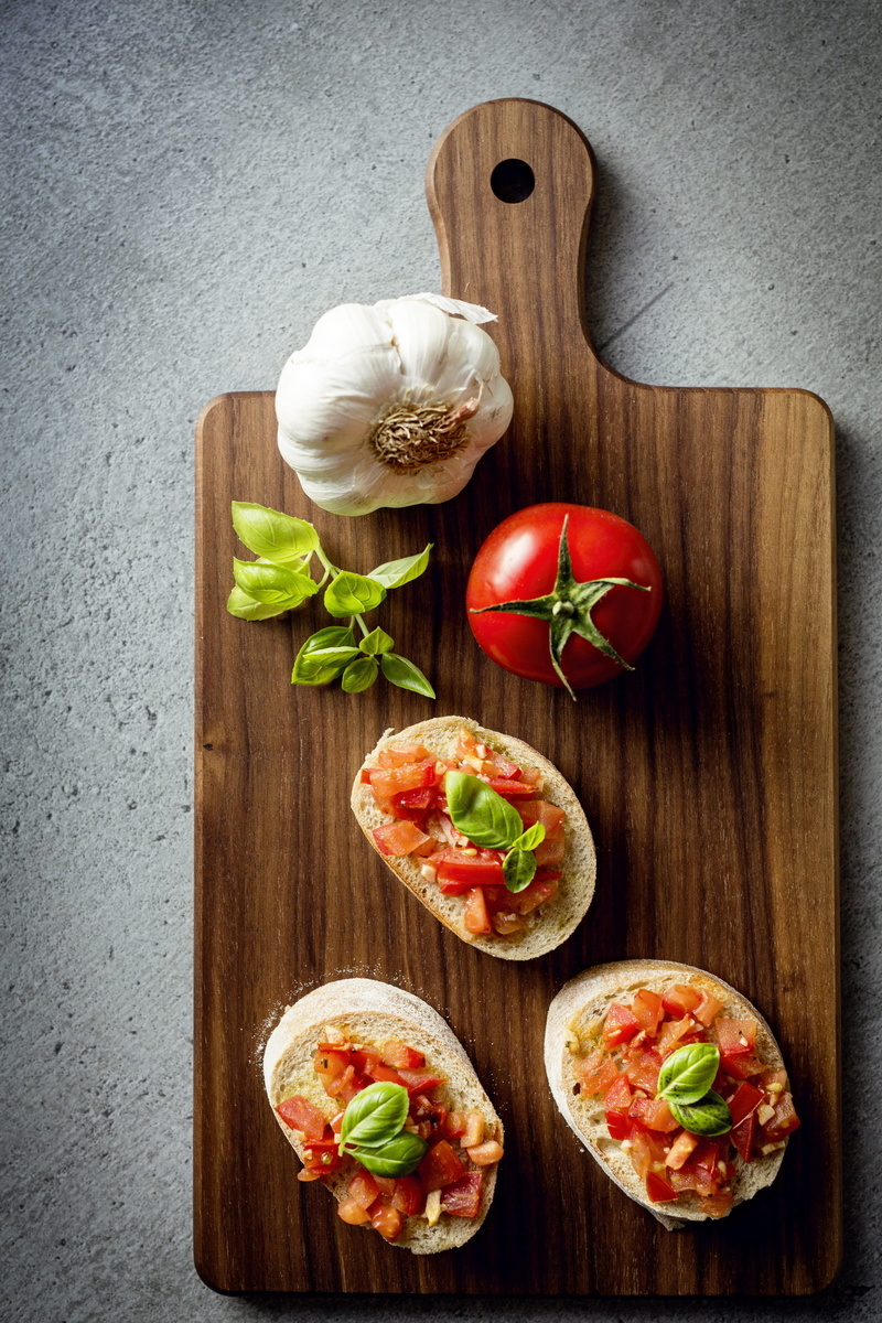 bruschetta, italianfood, 5K, food and drink, no people, herb, freshness, food, cutting board, dairy product, tomato, directly above, pizza, pepper, table