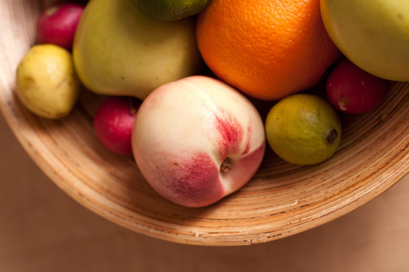 food, citrus fruit, photo, raw, harvest, close, wood - material, natural, nature, fruit, citrus, wellbeing, ripe, abundance, red, banana, no people, large group of objects