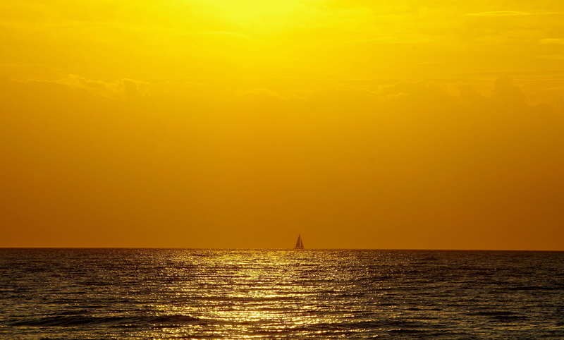 wide, nature, gloss, yellow, transportation, ocean, water, no people, sailing boat, travel, marines, longing, outdoors, yacht, horizon, 4K, sport, scenics - nature