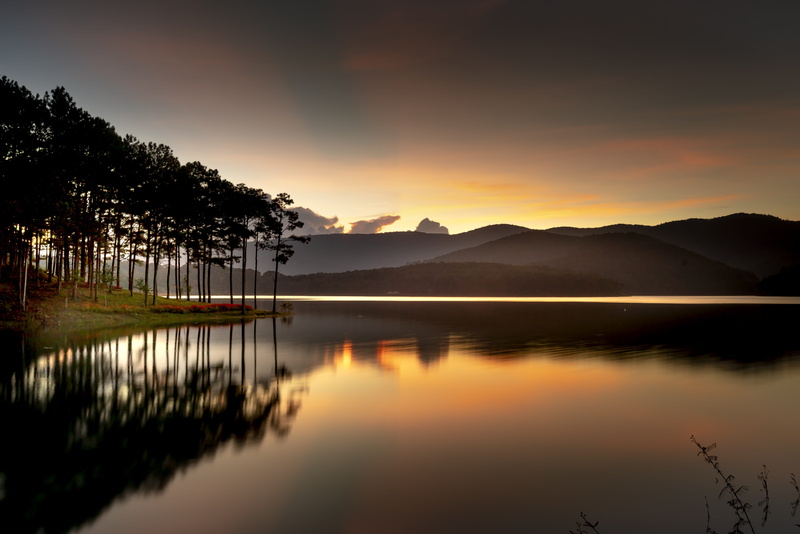 peace, water, theung, the landscape, the sun, sunset, tranquility, reflect, silhouette, orange, 8K, non-urban scene, beauty in nature, great, forest, waterfront