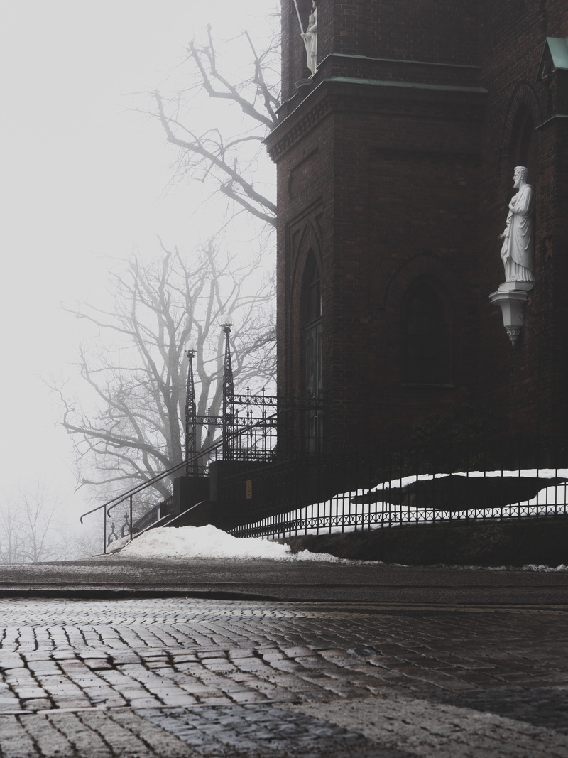 rain, building exterior, sky, steeple, clear sky, helsinki, church, finland, brick, foggy, foggy trees, symbol, path, snow, 4K, saint henry, photo, st. henrys cathedral