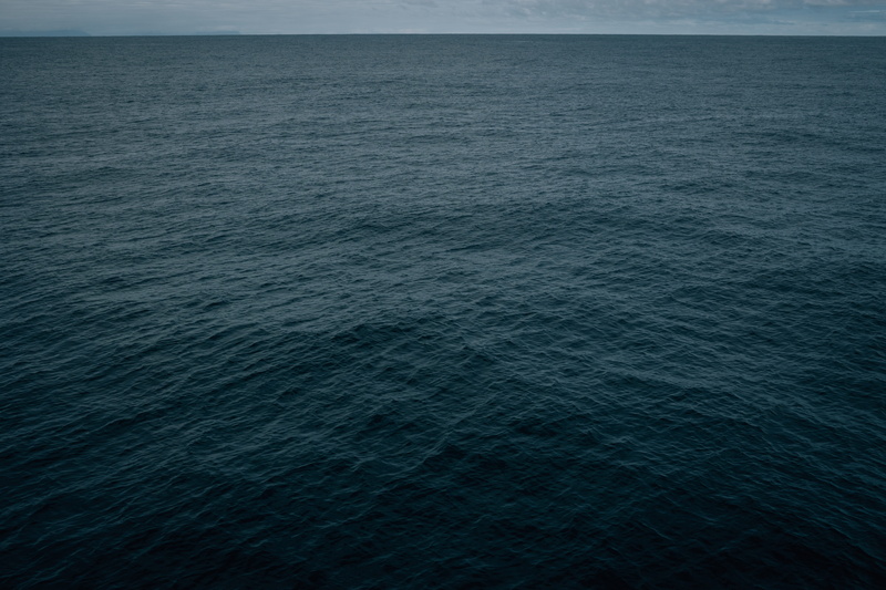 horizon, tranquil scene, sea, seascape, no people, outdoors, day, cold, water, 5K, tranquility, rippled, idyllic, beauty in nature, nature, sky, waterfront