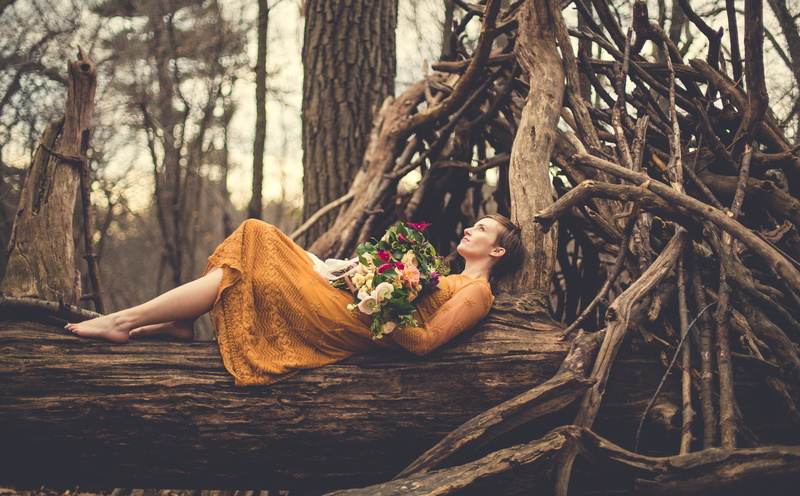 brown, thoughtful, Romantic, s, Dreamy, lifestyles, Calm, plant, Quiet, Fall, real people, Seasons, Autumn, young women, day, Trees, hairstyle, relaxation