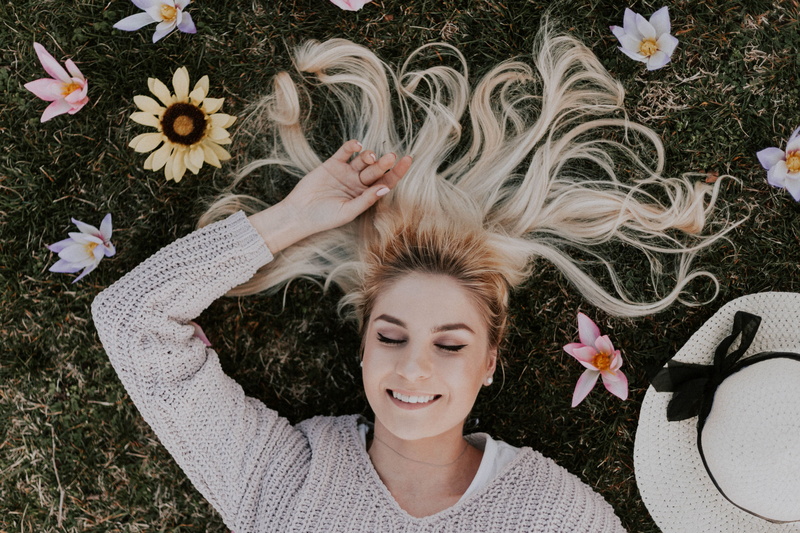 lying, daylight, woman, grass, hair, lifestyle, pretty, fun, relaxation, country girl, hairstyle, resting, cute, flowers, blonde, flowering plant, nature