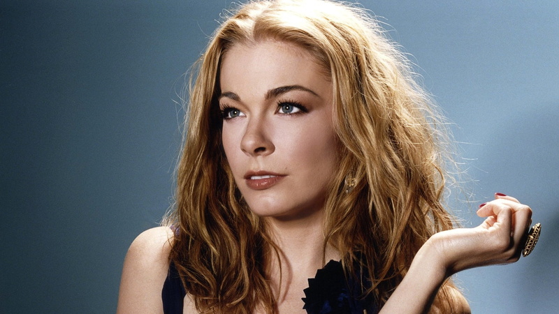 indoors, looking at camera, women, front view, portrait, hand, hairstyle, girl, body part, blond hair, ring, beauty, human face, leann rimes, headshot