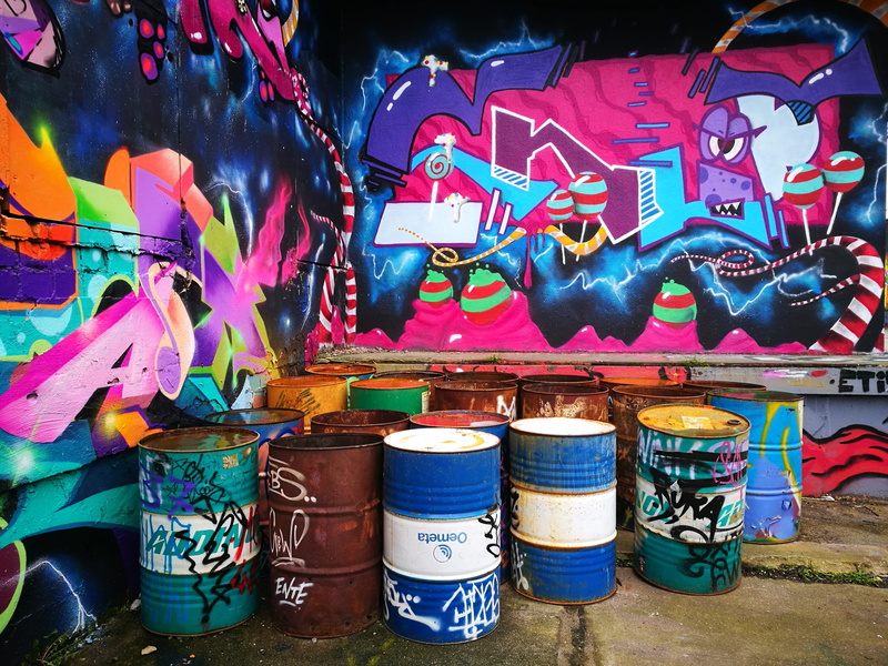 box, 4K, still life, spray, for sale, creative, artists, style, retail, no people, multi colored, mural, creativity, street art, painting, urban art, color