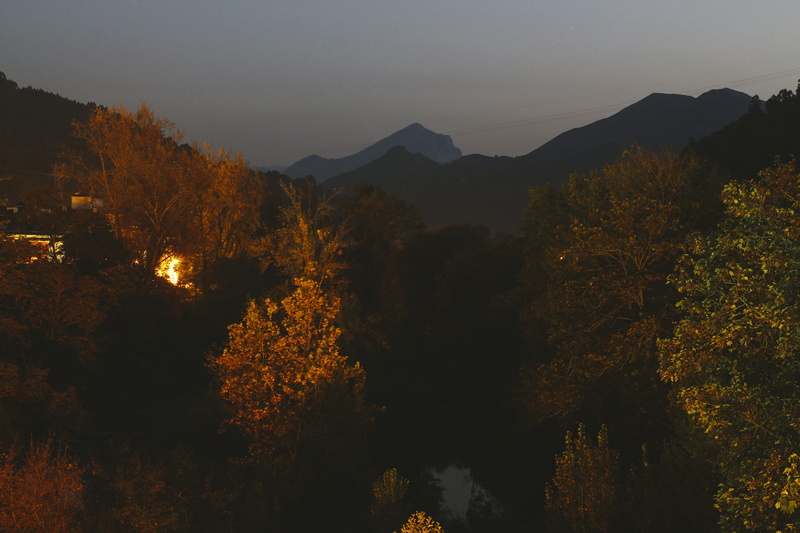 autumn, mountain, orange color, sky, water, 5K, idyllic, fog, tranquil scene, mountain range, fade, trees, spain, view, tree, llanes, no people, plant