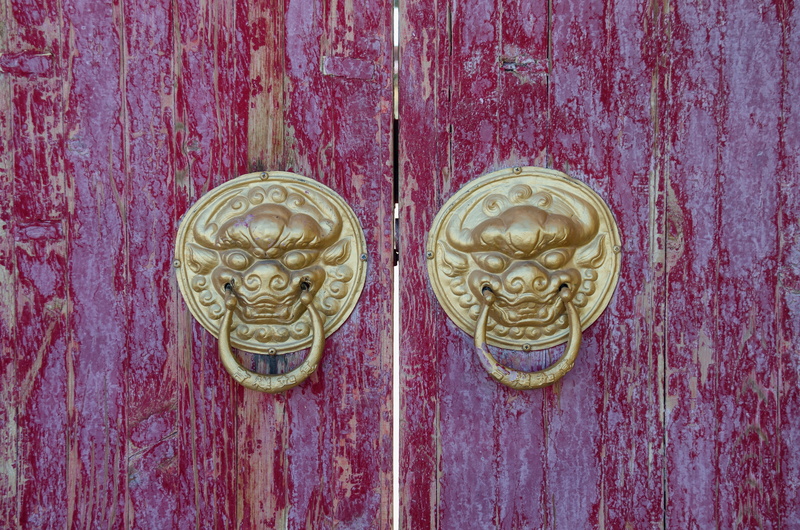 door handle, paint, door, wood texture, wood - material, tree, pen, pattern, entrance, metal, representation, 4K, door knocker, doorknob, craft, art and craft
