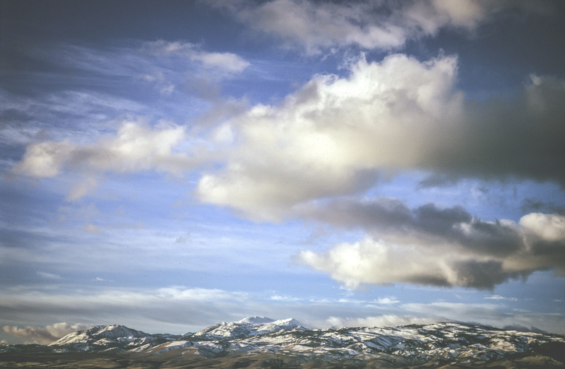 cloud - sky, Light, sky view, cloud sky, cloudscape, outdoors, Elevation, capped, fluffy, Cloudy, day, Space, Landscape, beauty in nature, nature, Snow