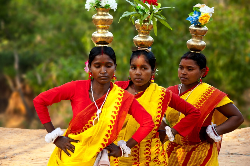 4K, front view, vibrant, holiday, religion, tribal, child, men, traditional clothing, dance, lifestyles, outdoors, indigenous, people, indian, focus on foreground
