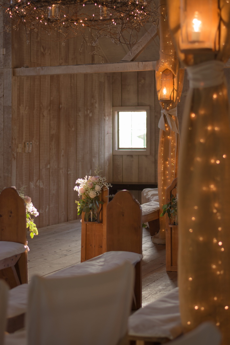 no people, flowering plant, 5K, sonora, united states, domestic room, union hill inn, seat, wood - material, table, luxury, home interior, decoration