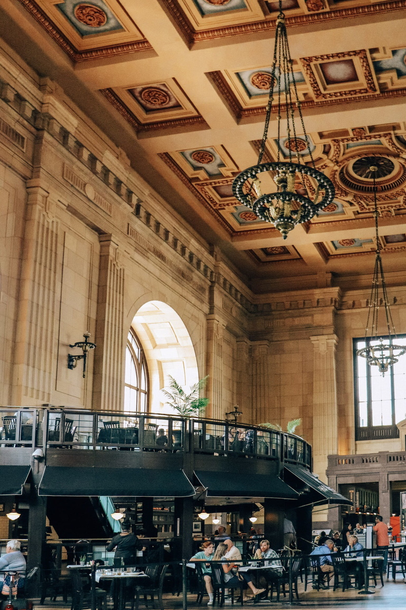 arch, building, united states, real people, crowd, architecture, train station, union station, history, kansas city, city, travel destinations, travel