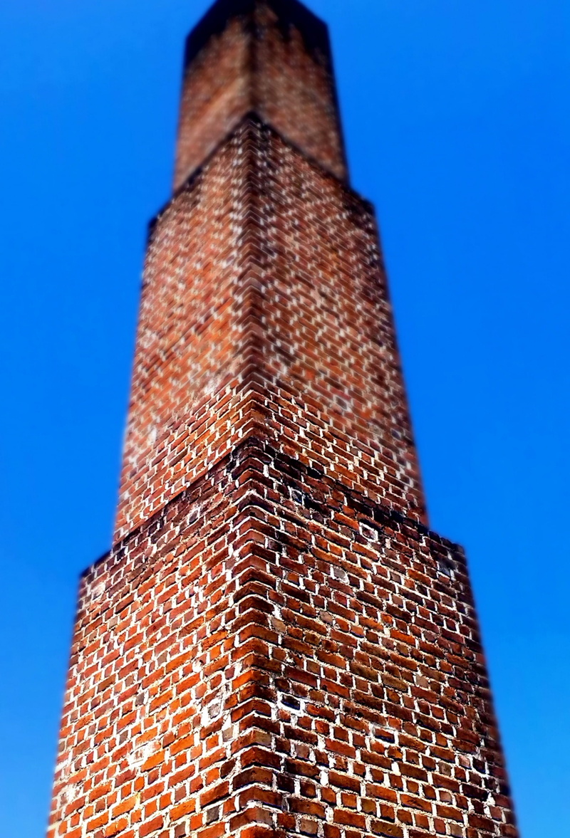 tall - high, low angle view, Pipe, building, modern, Funnel, day, office building exterior, Chimney, outdoors, skyscraper, spire, Bricks, Smoke, building exterior