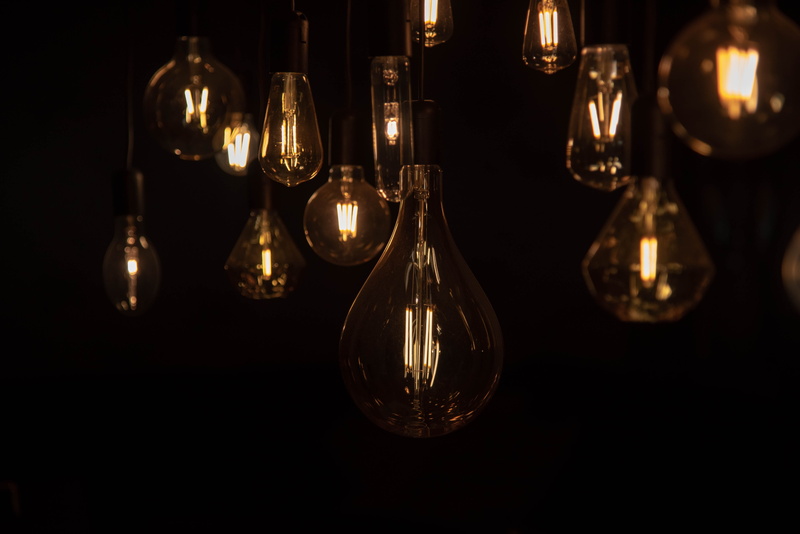lighting, 5K, close-up, electricity, black background, lamp, choice, glass, energy, transparent, bulbs, glow, household equipment, lighting equipment