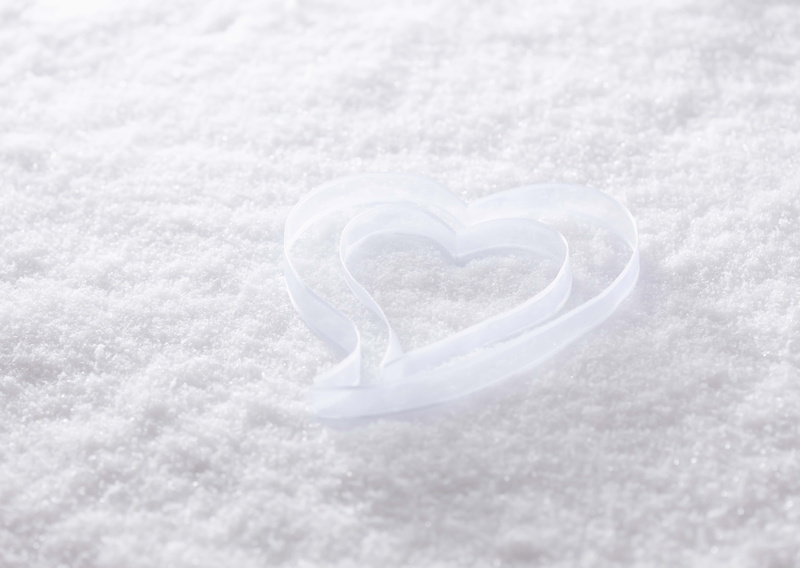 white color, emotion, valentine Card, snow, shiny, two objects, ribbon, cold temperature, backgrounds, day, close-up, winter, land, white, wedding, love