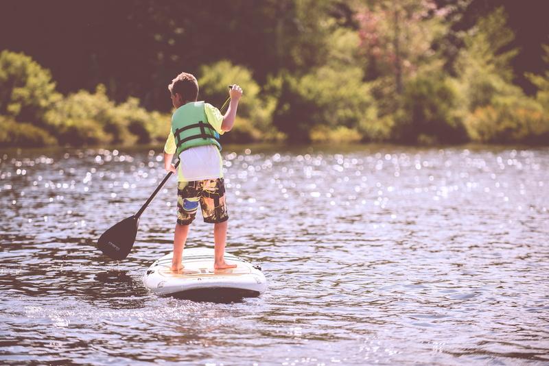 one Person, leisure Activity, 5K, child, outdoors, real people, lifestyles, paddle, arms raised, men, paddling, white, rear view, full length, lake, recreational Pursuit