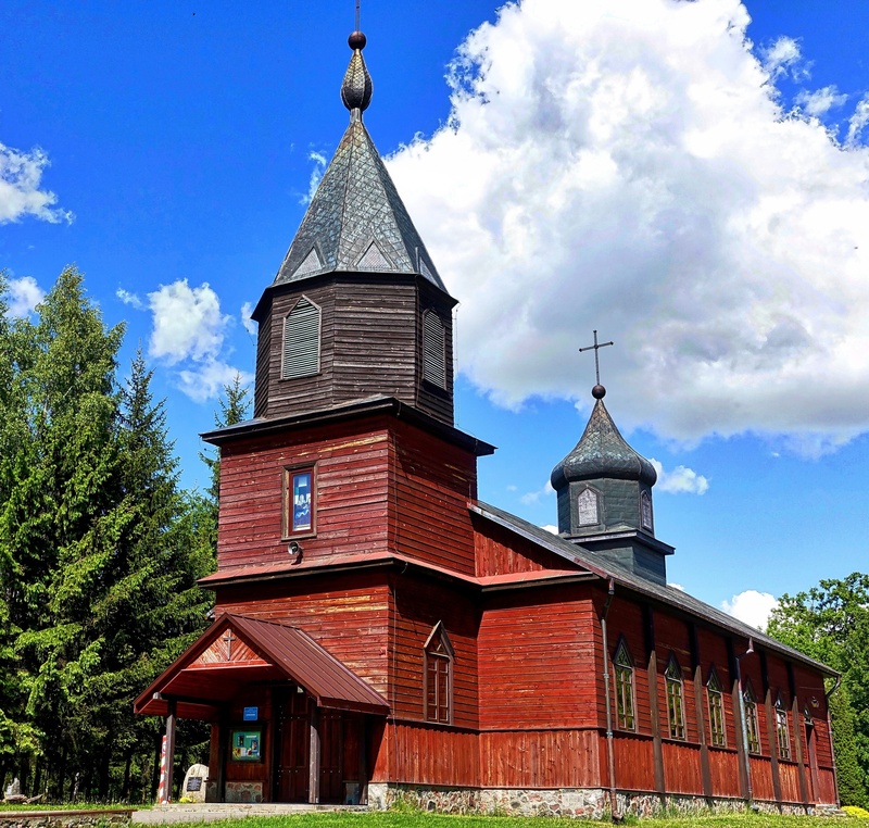 nature, church, cathedral, tower, outdoors, cultural, day, cupola, distinct, built structure, religion, no people, architecture, tree, belief, spirituality