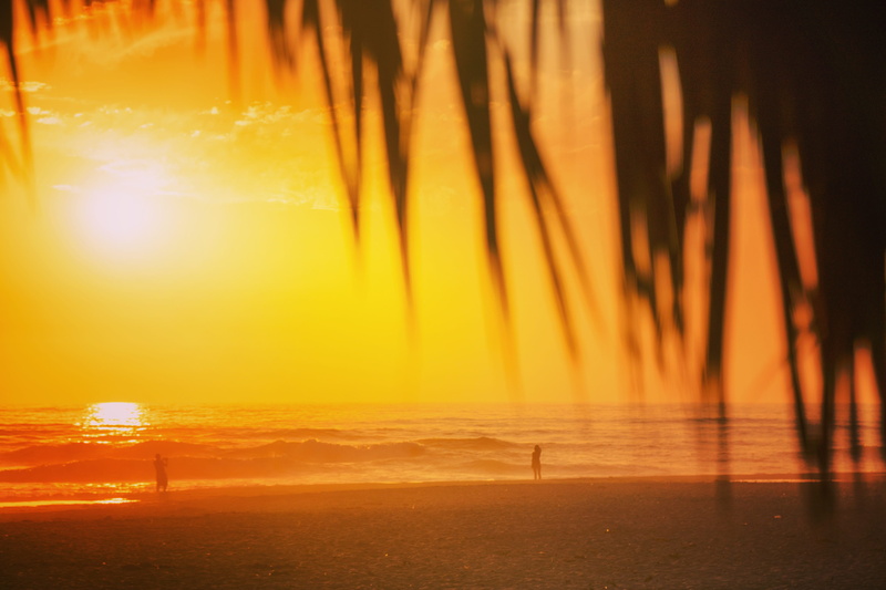 sky, standing, light, flare, sea, outdoors, península de baja california, red sky, beauty in nature, méxico-1d, scenics - nature, orange color, yellow