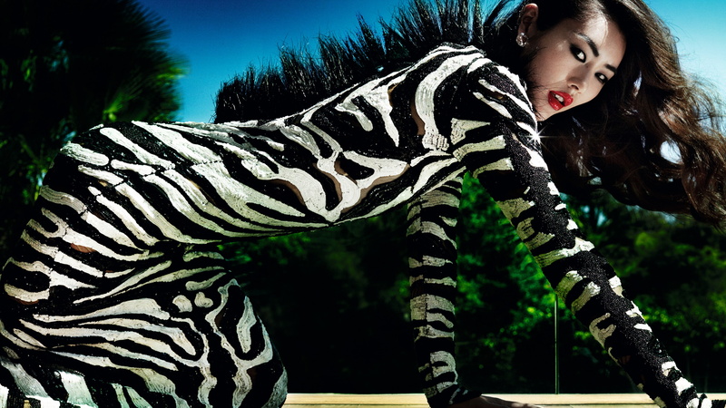 brunette, Top Fashion Models 2015, 4K, model, Liu Wen, red lips, dress
