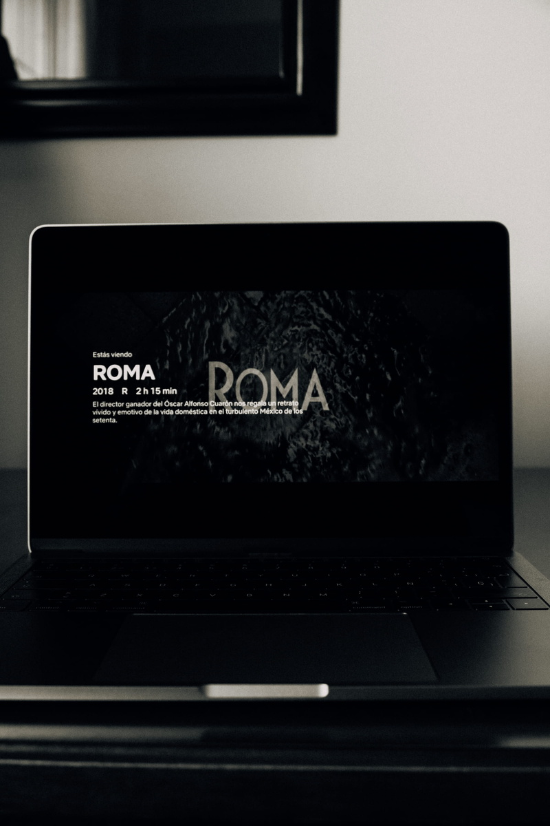 computer network, laptop, television set, mexico, no people, 2K, communication, wireless technology, screen, representation, computer monitor, pelicula