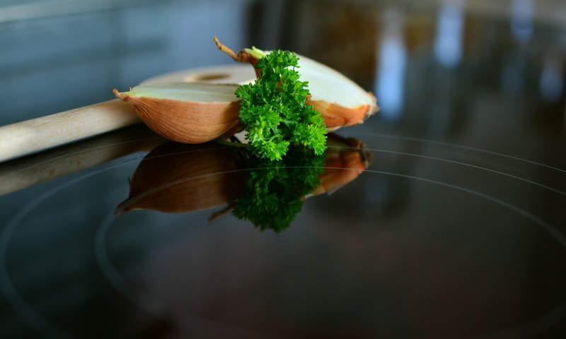 hotplate, focus, freshness, heat, food and drink, water, Stove, surface, photography, plant part, ceramic hob, healthy eating, Ceramic, parsley, food, outdoors