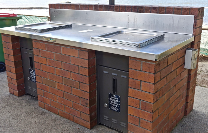 outdoor, cooking, kitchen counter, home, indoors, wood - material, kitchen, sink, bbq, cabinet, metal, day, architecture, domestic room, 4K, grill, public