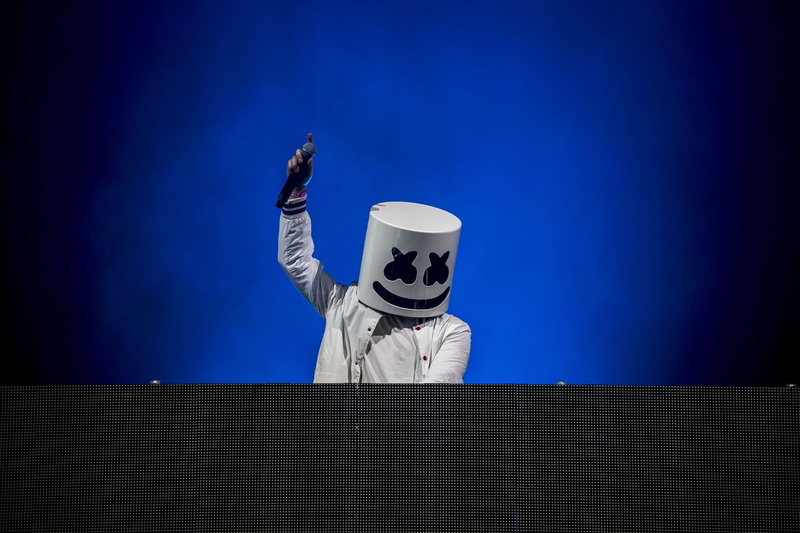 hd, waist up, obscured face, sky, copy space, unrecognizable person, marshmello, music, standing, architecture, mask, 4k, disguise, nature, arms raised