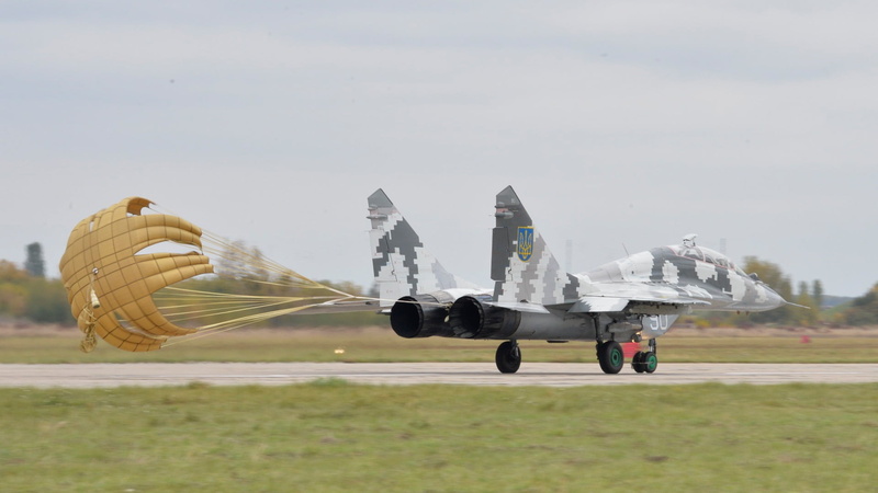 Ukrainian Air Force, Parachute, Mikoyan MiG-29, 1080P, Jet Fighters, Jet Fighter