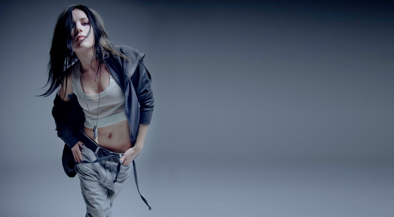 2K, gray, Skylar Grey, pianist, zip, jacket, Holly Brook, s, songwriter, music producer, guitarist, American singer, black, pants, women
