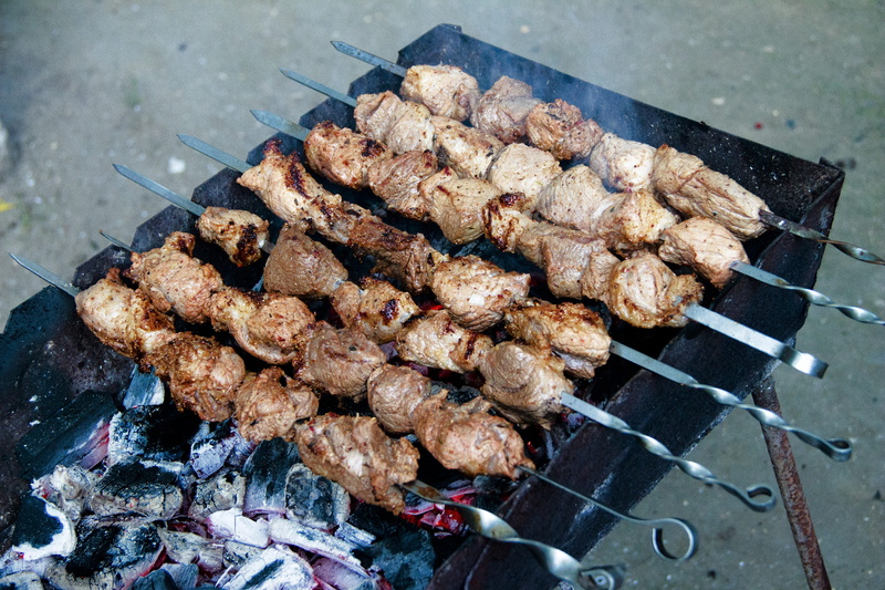 temptation, frying, close-up, still life, coals, food and drink, snack, meat, colorful, healthy eating, large group of objects, 5K, shish kebab, metal