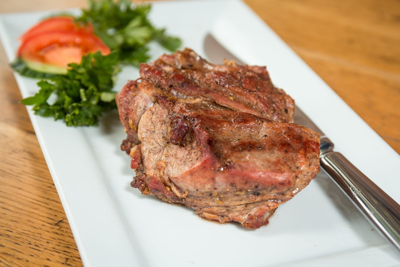 greens, healthy eating, freshness, meal, appetizing, mangal, food and drink, ripe, hosper, focus on foreground, closeup, steak, traditional, rosy, plate