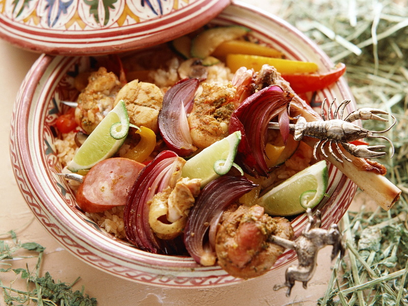 spice, tomato, pasta, wellbeing, fruit, 720P, onions, healthy eating, onion, no people, focus on foreground, shish kebab, meal, italian food, plate, food and drink
