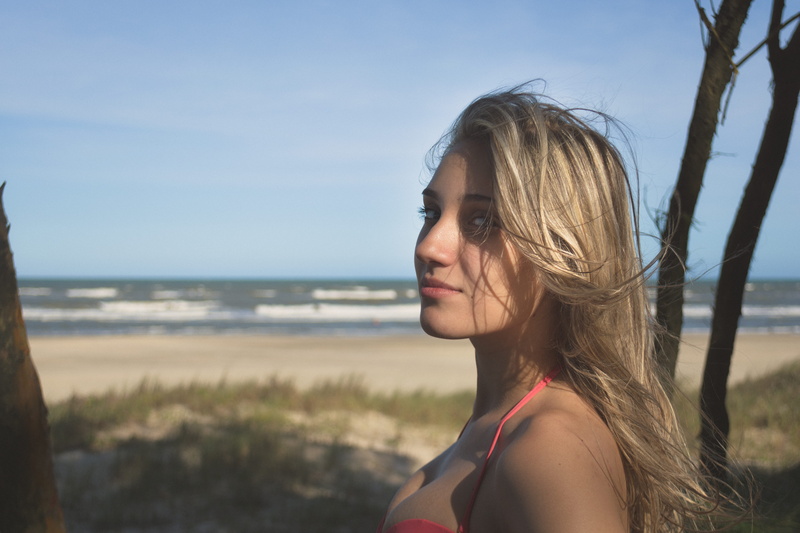 young women, one person, sea, beautiful woman, real people, sand dune, trees, contemplation, portrait, blond hair, beach, 18 55, brasil, nunes, sky, land