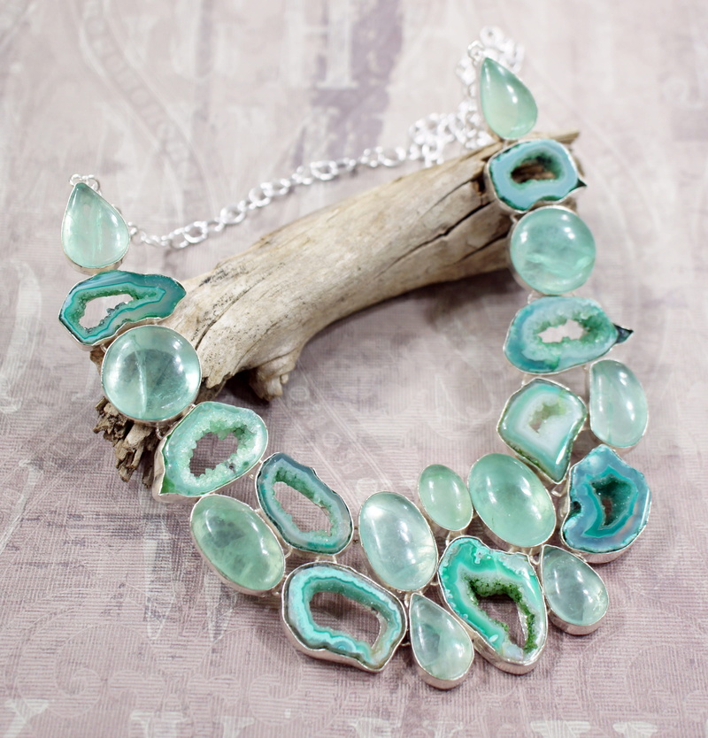 precious, huge, close-up, focus on foreground, blue, sterling, cabochon, silver, table, natural, no people, still life, aquamarine, 2K, crystal, green