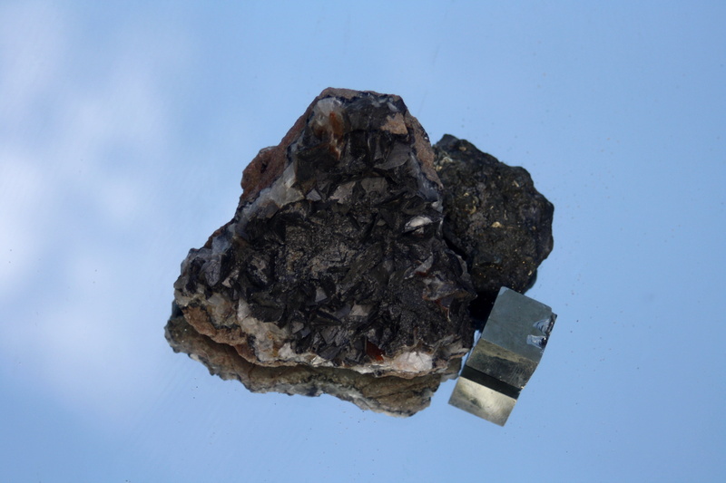 rough, no people, geology, clouds, sky, gems, still life, solid, studio shot, food and drink, rock, pyrite, food, discovery, blue, close-up, mineral, blue background