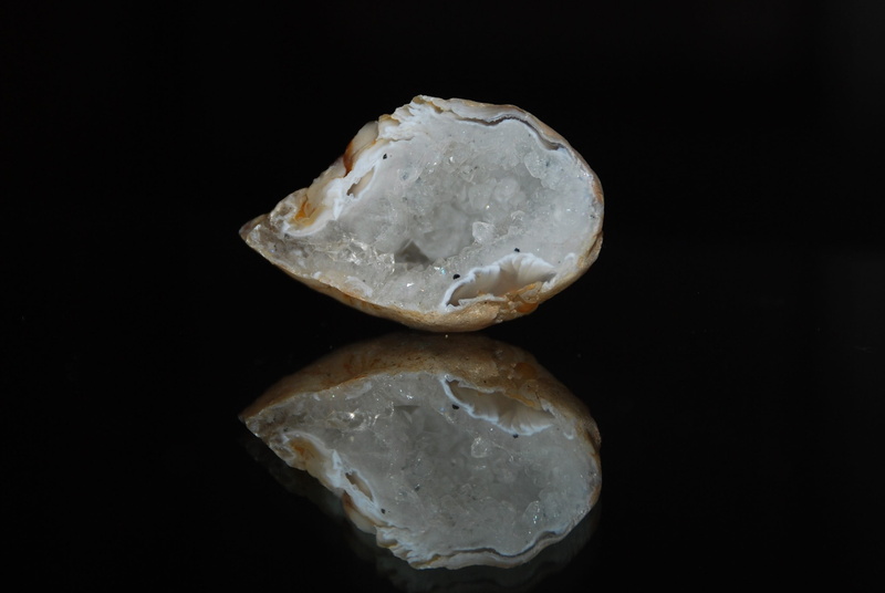 2K, still life, stone, healthcare and medicine, studio shot, geology, snack, crystal, precious gem, semi-precious gem, solid, reflection, decoration, mineral