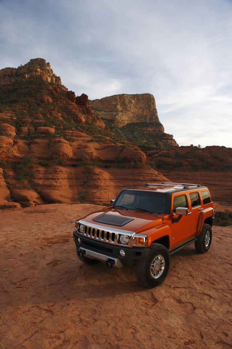 eroded, beauty in nature, car, semi-arid, mode of transportation, hummer, rock formation, environment, land, transportation, landscape, rock, rock - object