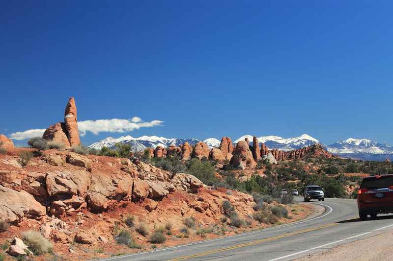 nature, clear sky, moab, mountain, tourism, scenics - nature, semi-arid, motor vehicle, mode of transportation, day, transportation, sand stone, road, 4K