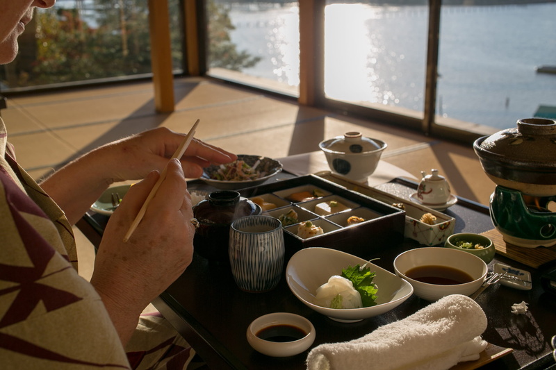 indoors, day, human body part, coffee cup, pot, dish, teapot, freshness, high angle view, cup, meal, cafeteria, pottery, human, leisure activity, holding