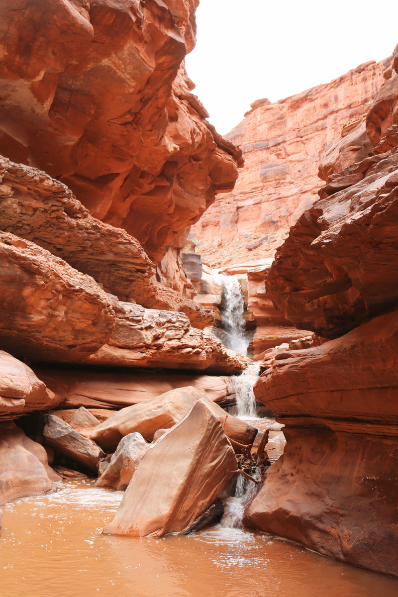 nature, geology, tranquility, travel, eroded, rock formation, day, no people, climate, waterfall, scenics - nature, outdoors, national park, cliff, red rock