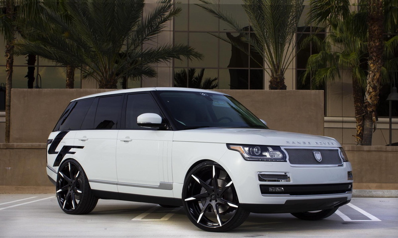 tropical climate, stationary, Range Rover, car, rover, motor vehicle, building exterior, mode of transportation, built structure, parking, land vehicle
