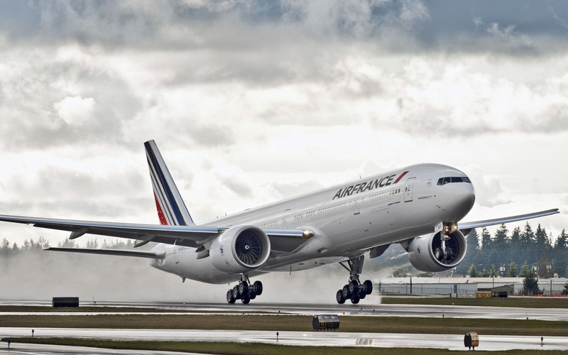 transportation, aerospace industry, air vehicle, Boeing, travel, cloud - sky, arrival, Aircrafts / Planes, aircraft, airport, side view, white, plane, day