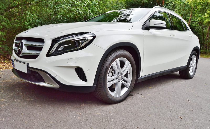 street, new, sale, personal land vehicle, nature, metal, tree, motor vehicle, mode of Transport, modern, road, land Vehicle, benz, mercedes, sports car