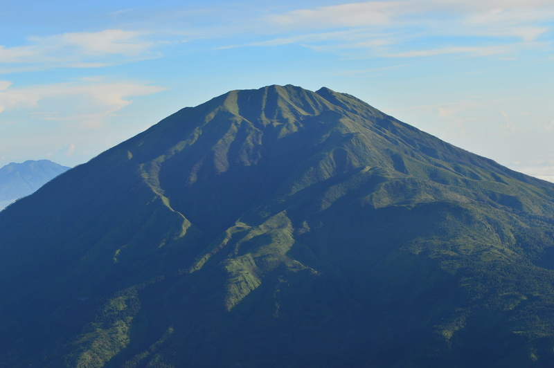 ullem, idyllic, travel destinations, day, mount merbabu, non-urban scene, beauty in nature, volcanic crater, adventrure, 2K, mountain peak, merbabu, mountain ridge
