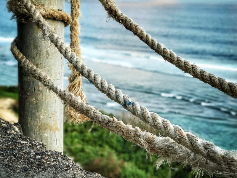 tree, sky, tied up, bond, uluwatu beach, textured, padang, tree trunk, plant, wow, 4K, ocean, rope, focus on foreground, indonesia, waves, uluwatu