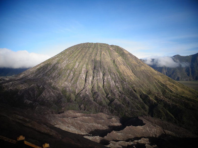 Landscape, non-urban scene, day, 2K, crater, sky, cloud - sky, geology, volcanic crater, land, mountain peak, mountain range, tranquility, physical geography