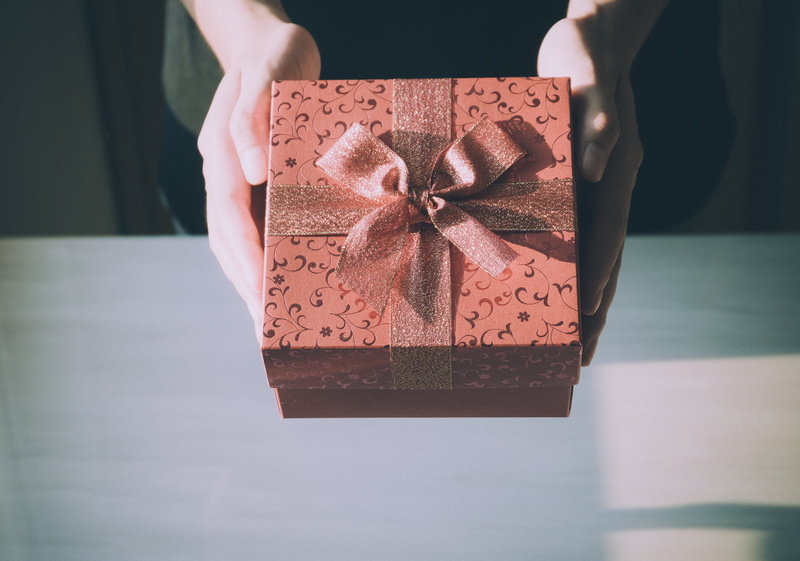 gift, wrapped, 4K, surprise, ribbon - sewing item, indoors, ribbon, tied bow, celebration, close-up, wrapping paper, box, human hand, gift box, anticipation