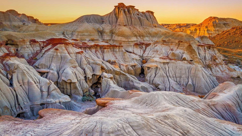 arid climate, mountains, rock, environment, outdoors, nature, layered, eroded, geology, sandstone, tranquility, beauty in nature, climate, non-urban scene
