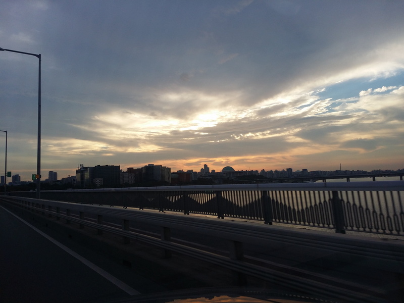 4K, houses of parliament, beauty in nature, architecture, sky, mapo bridge, mode of transportation, railroad track, city, cloud - sky, rail transportation