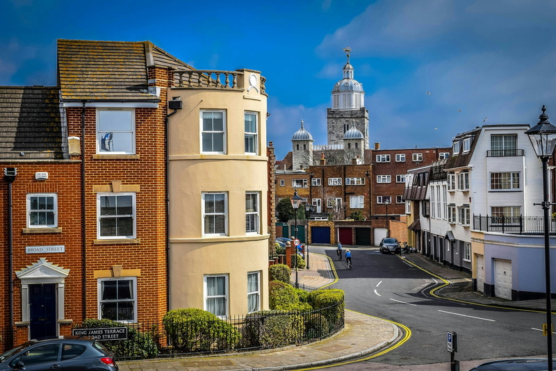 day, surrounded, architecture, houses, tower, colours, housing development, portsmouth, empty, town, residential district, buildings, city life, city street